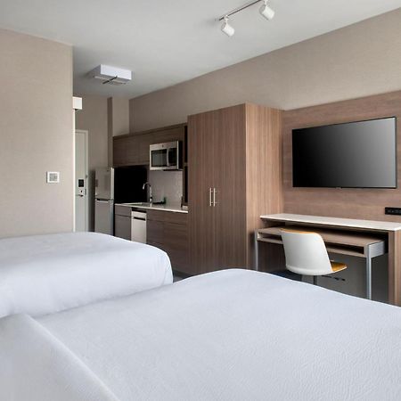 Towneplace Suites By Marriott New York Brooklyn Exterior photo