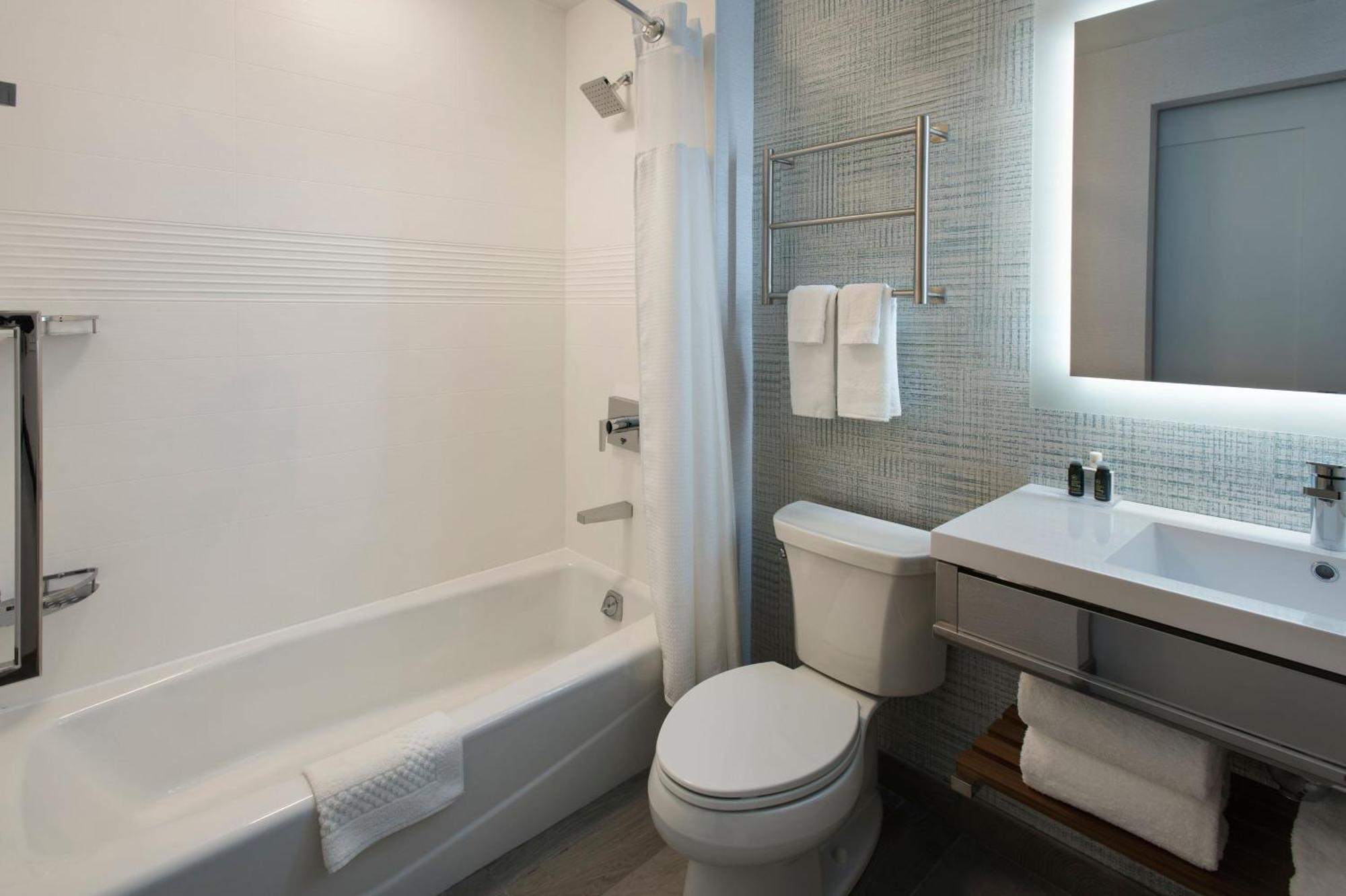 Towneplace Suites By Marriott New York Brooklyn Exterior photo