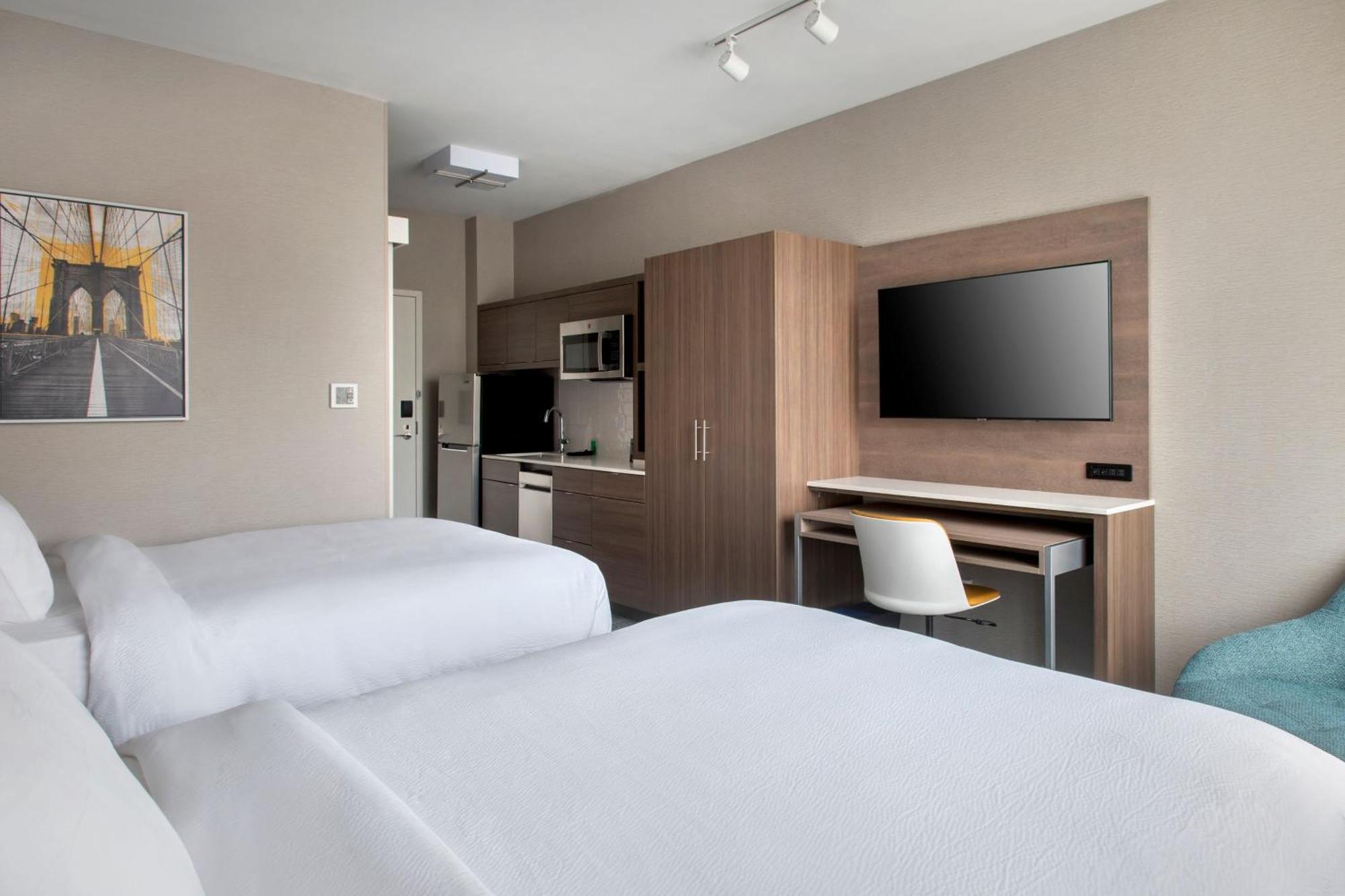 Towneplace Suites By Marriott New York Brooklyn Exterior photo