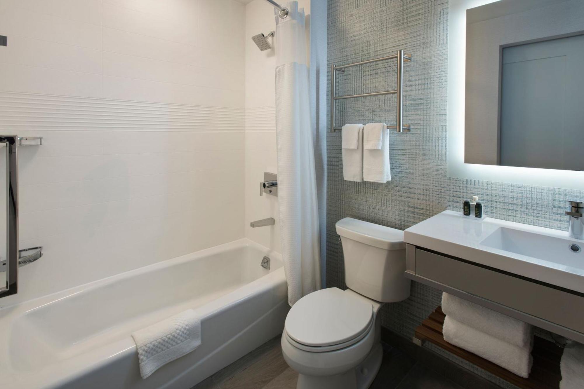 Towneplace Suites By Marriott New York Brooklyn Exterior photo